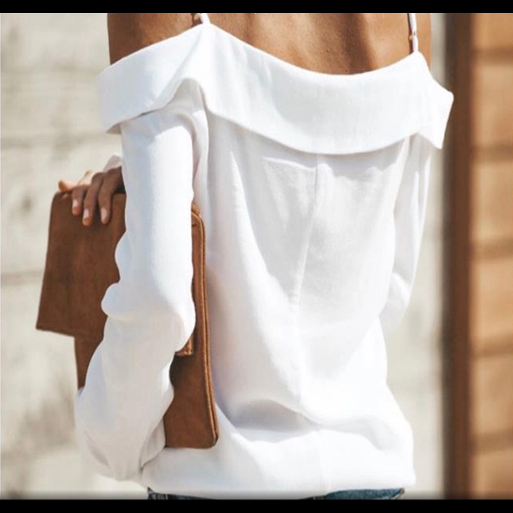 CLASSY OFF SHOULDER  1 left - Picture 5 of 8